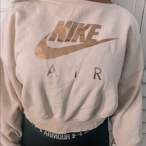 💖pink nike sweatshirt 💖